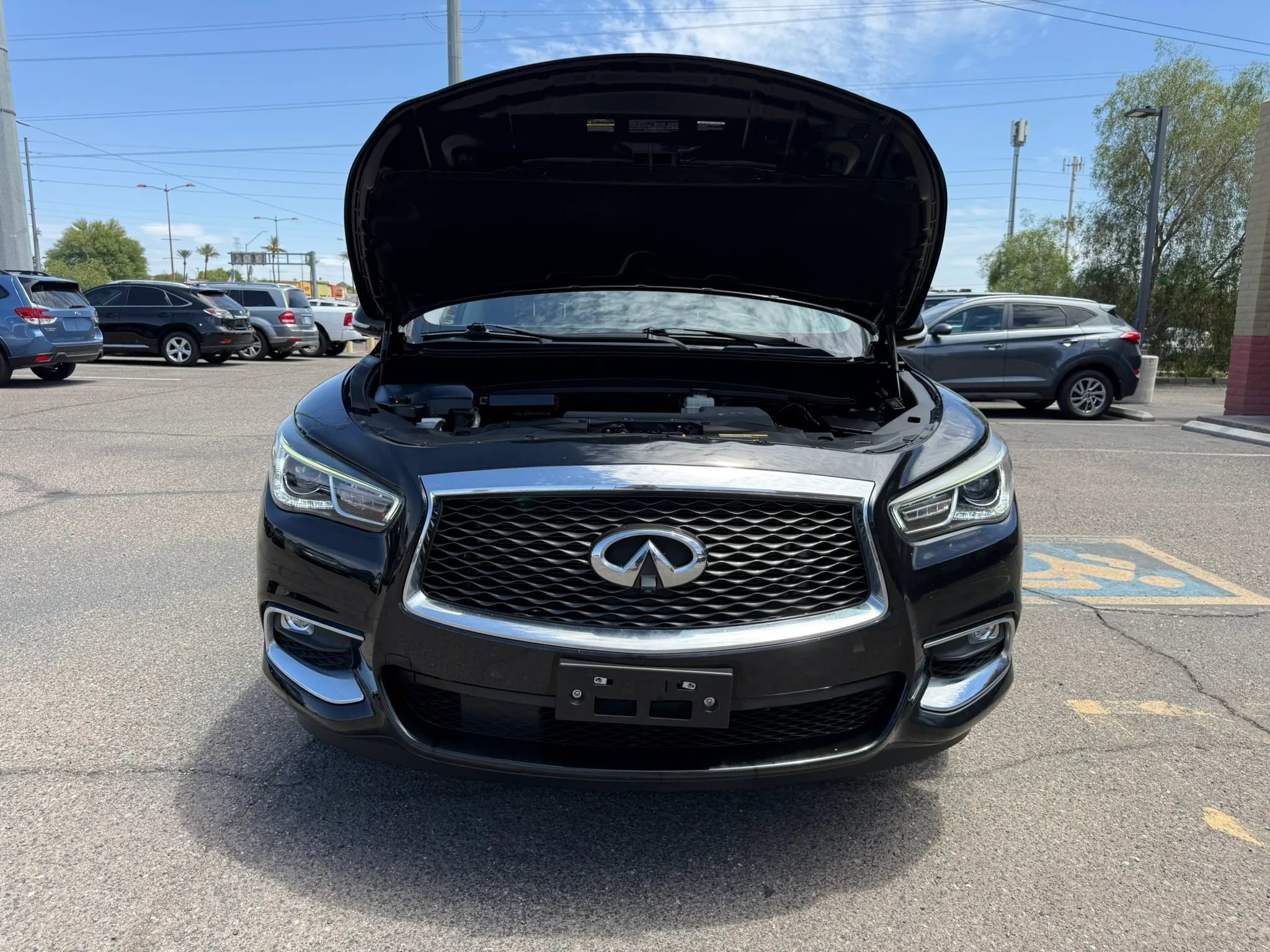 Used 2020 INFINITI QX60 Luxe w/ Essential Package FWD image 46