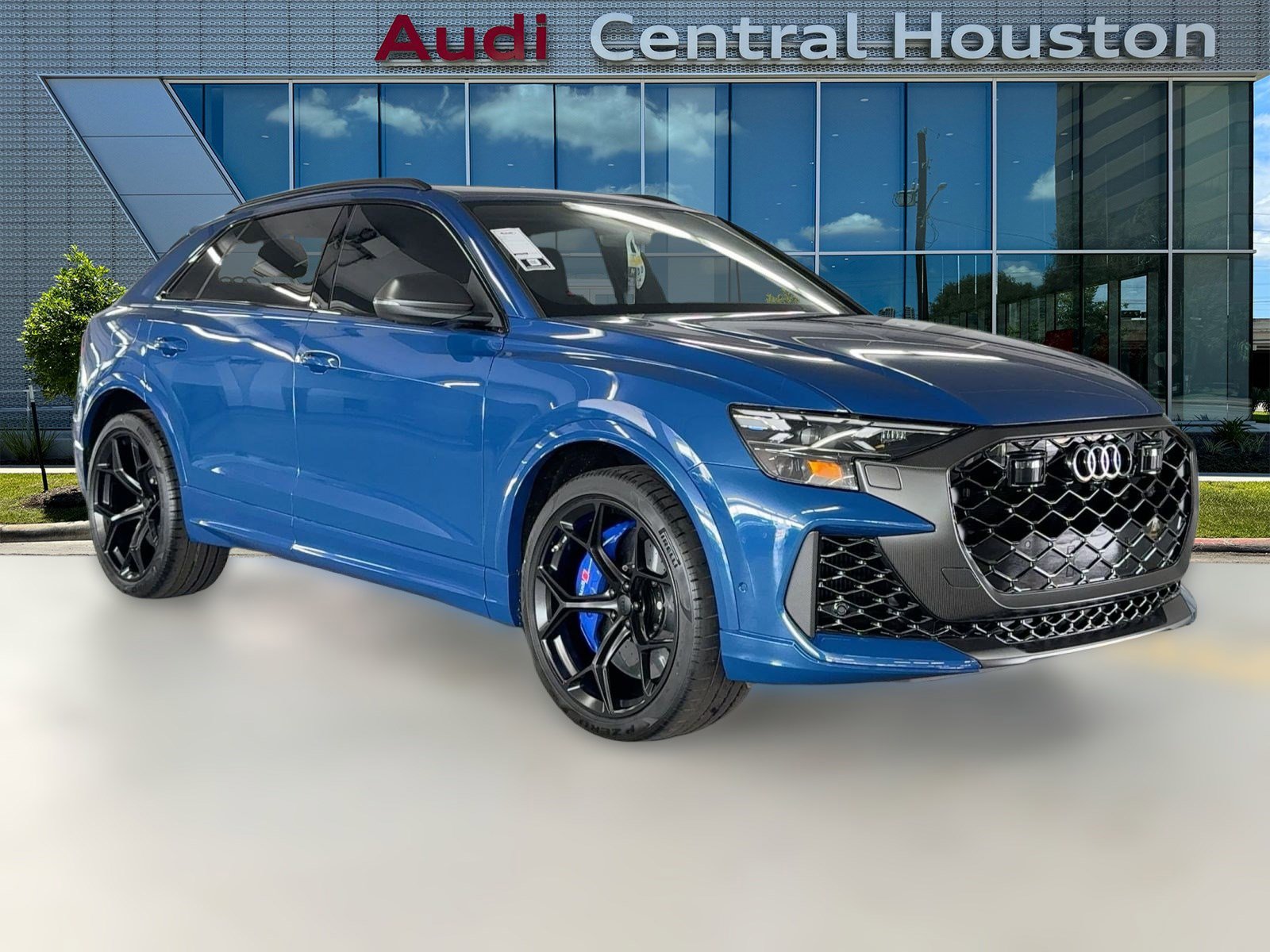 New 2026 Audi RS Q8 performance image 7
