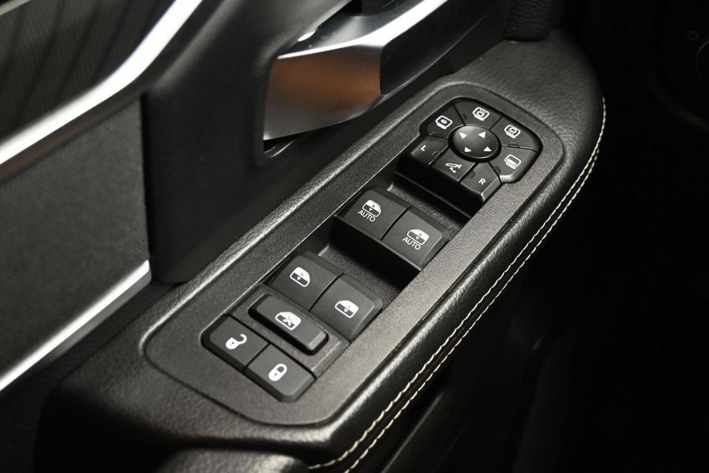 Used 2026 RAM 2500 Big Horn AWD/4WD image 25
