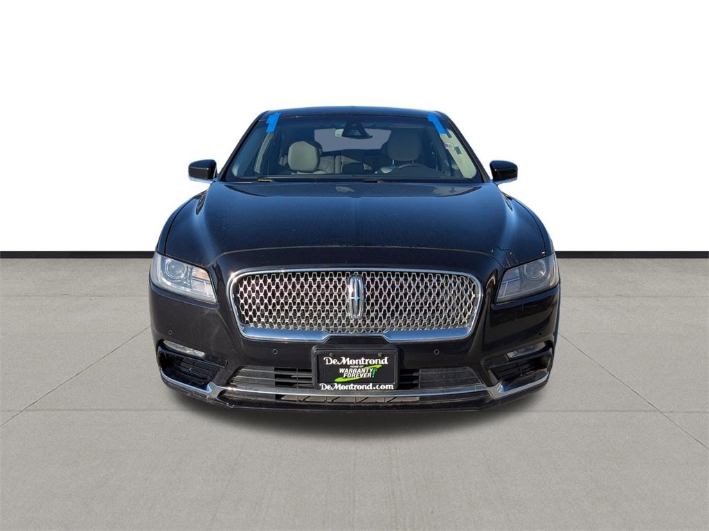 Used 2019 Lincoln Continental Premiere image 2