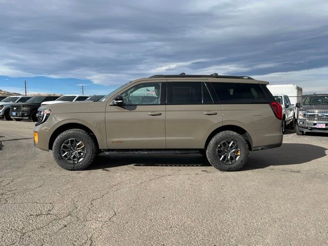 New 2026 Ford Expedition Tremor image 2