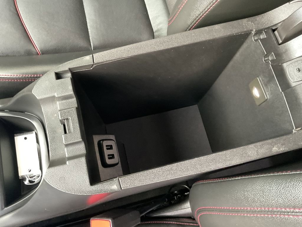 Used 2022 Chevrolet Equinox RS w/ RS Leather Package image 26