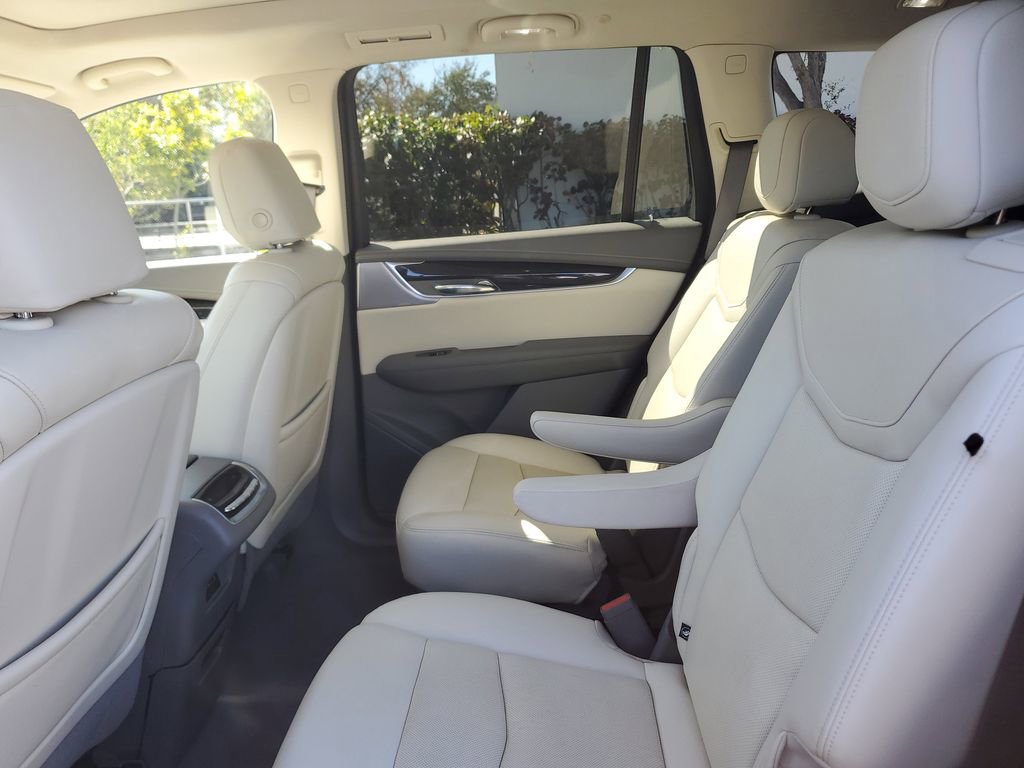 Certified 2023 Cadillac XT6 Premium Luxury w/ Technology Package image 14