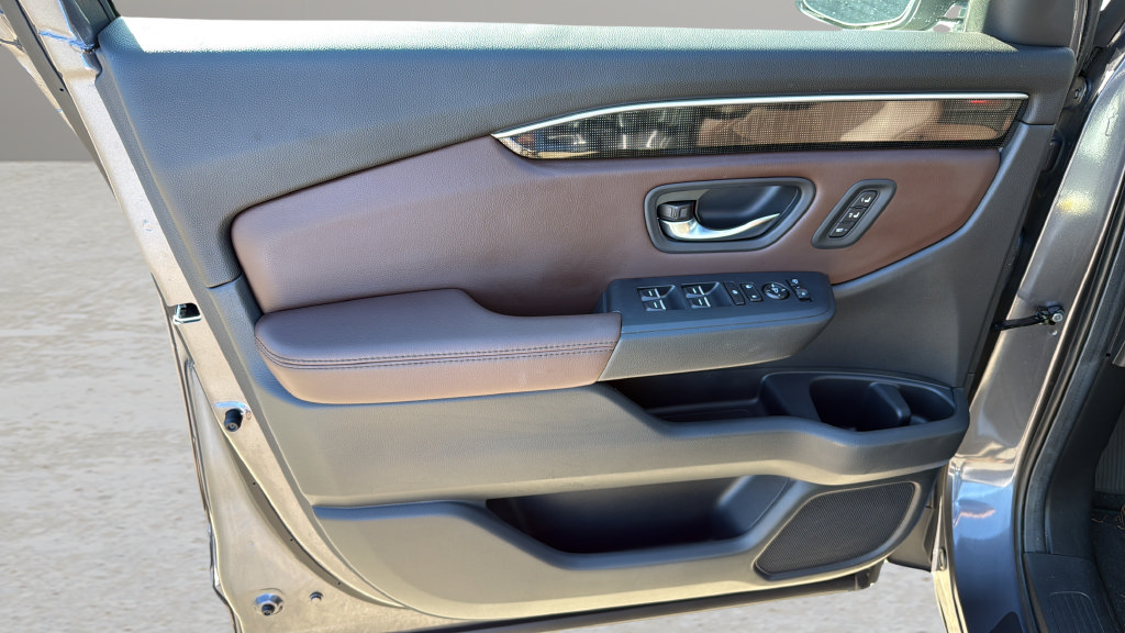 Used 2024 Honda Pilot Elite image 10