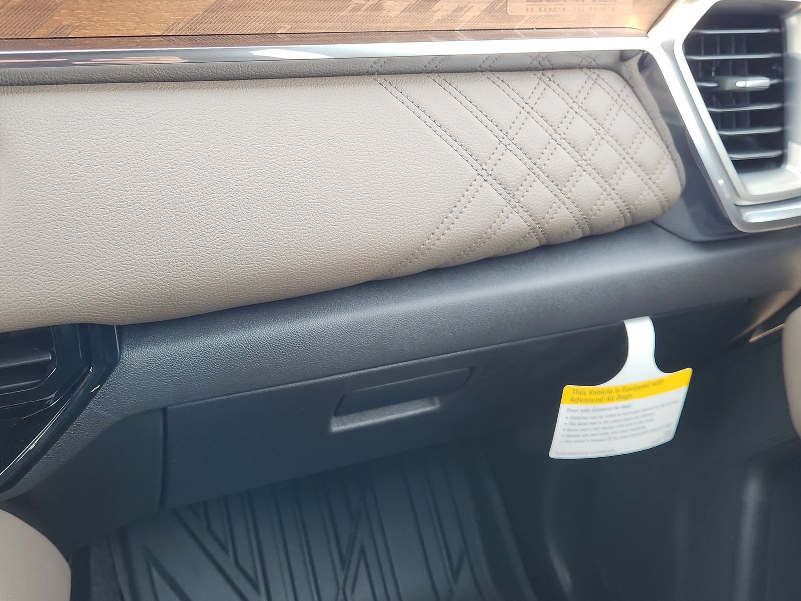 New 2026 GMC Canyon Denali AWD/4WD image 23