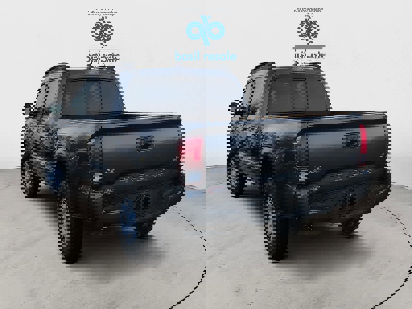 Used 2023 Toyota Tacoma SR image 4