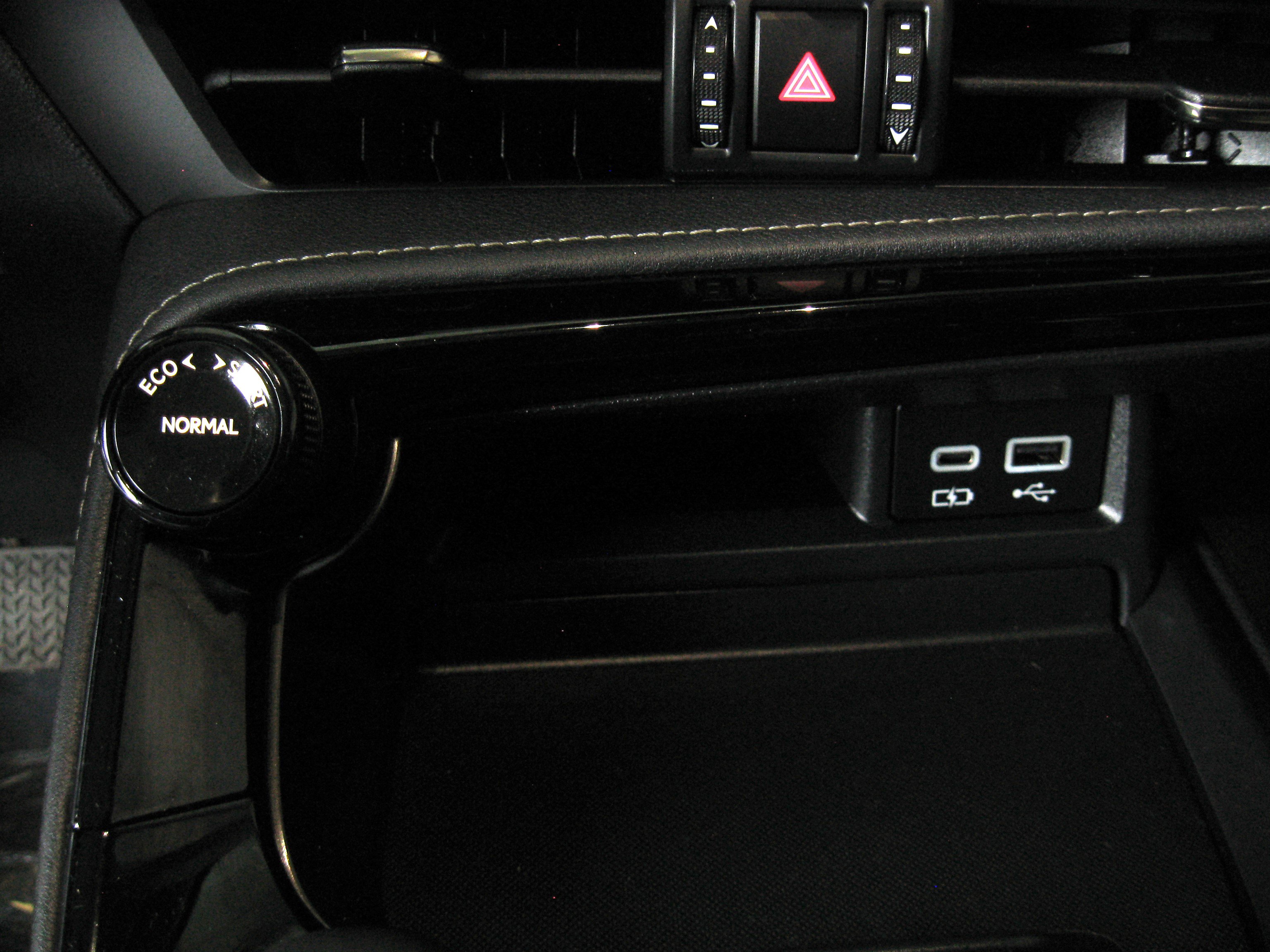 Used 2023 Lexus NX 350 AWD w/ Towing Package (2000 Lbs) image 17