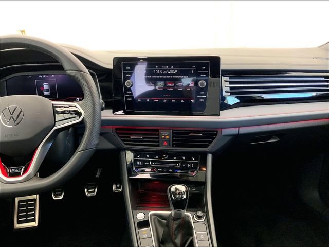 Certified 2025 Volkswagen Jetta GLI Autobahn image 6
