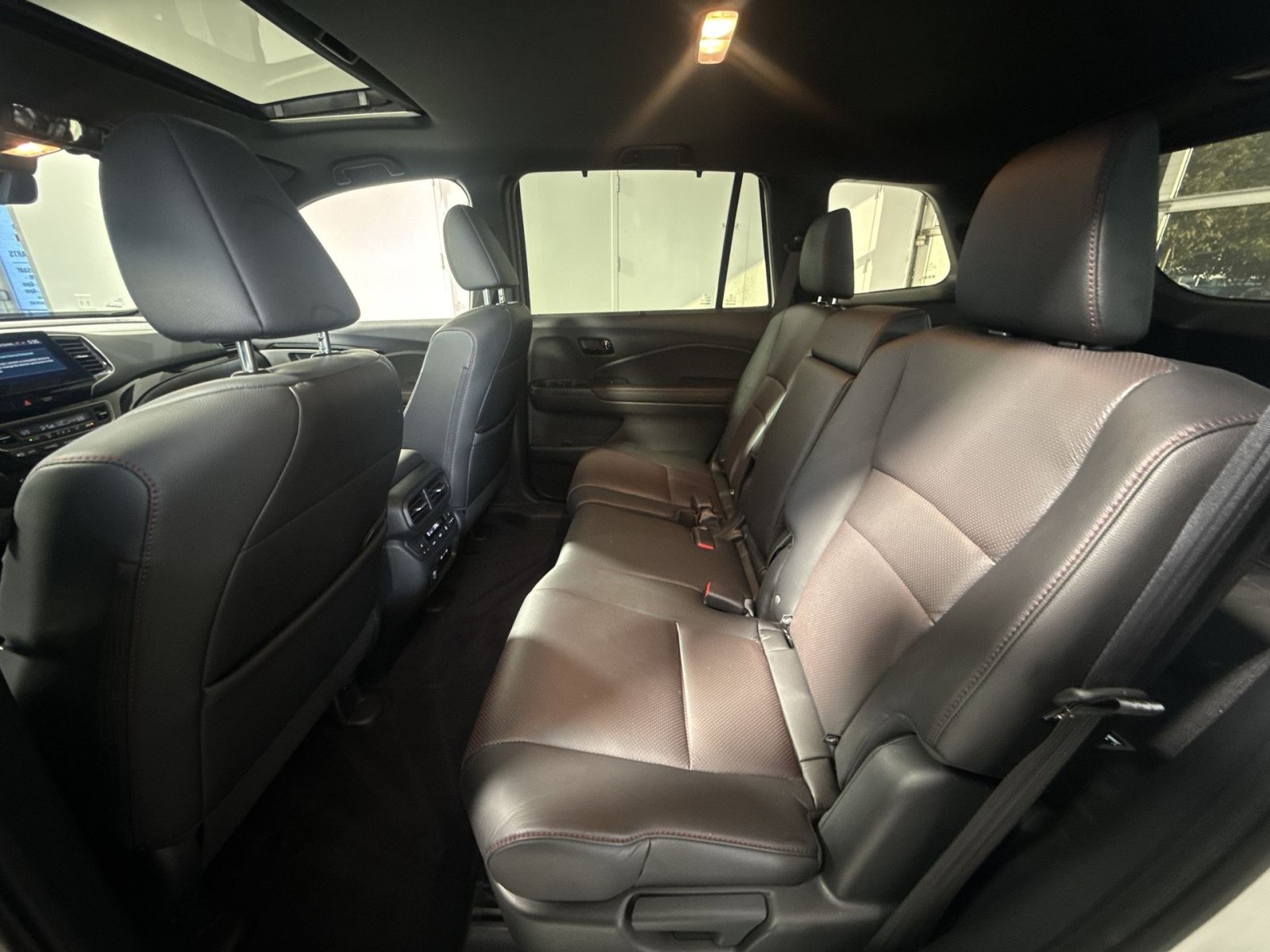 Used 2025 Honda Passport Black Edition image 26