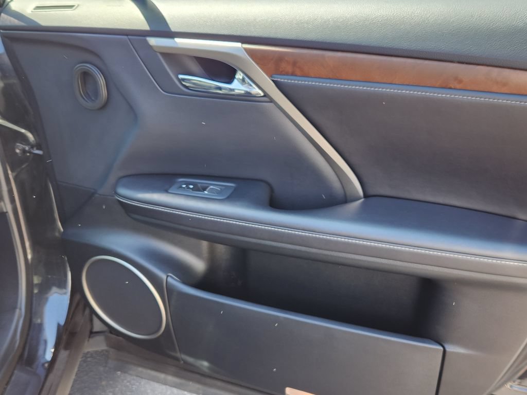 Used 2020 Lexus RX 350L Premium w/ Premium Package AWD/4WD image 15