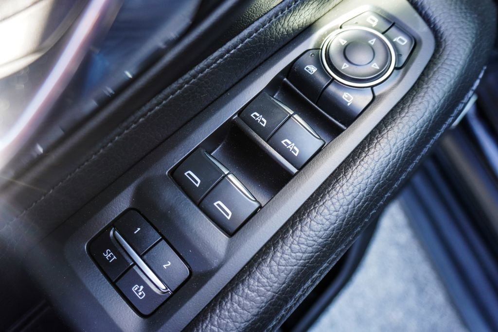 Used 2023 GMC Yukon Denali image 21