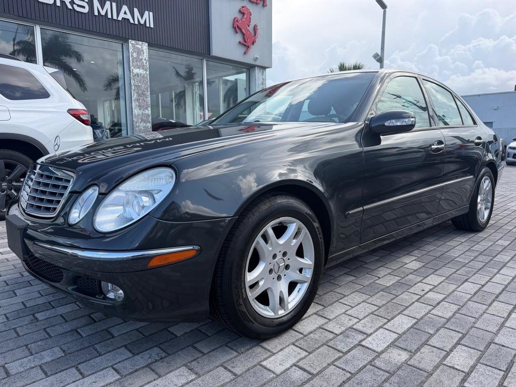 Used 2004 Mercedes-Benz E 320 Sedan image 4