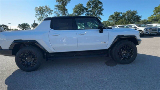 New 2026 GMC Hummer EV 4x4 Crew Cab image 9