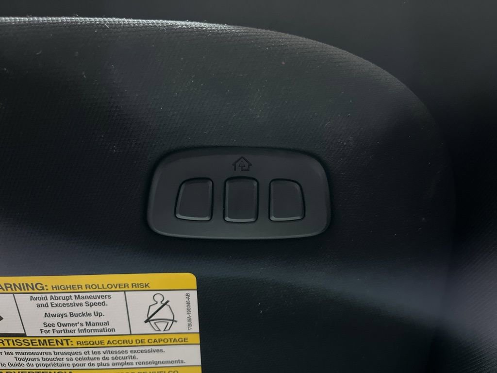 Used 2025 Lincoln Navigator L Reserve image 31