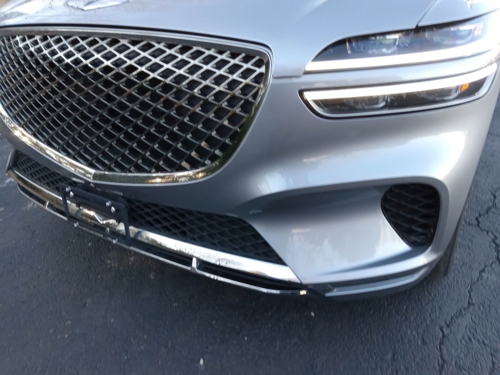 Used 2024 Genesis GV70 2.5T w/ Select Package image 7