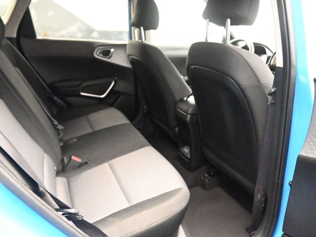 Used 2024 Kia Soul S image 23