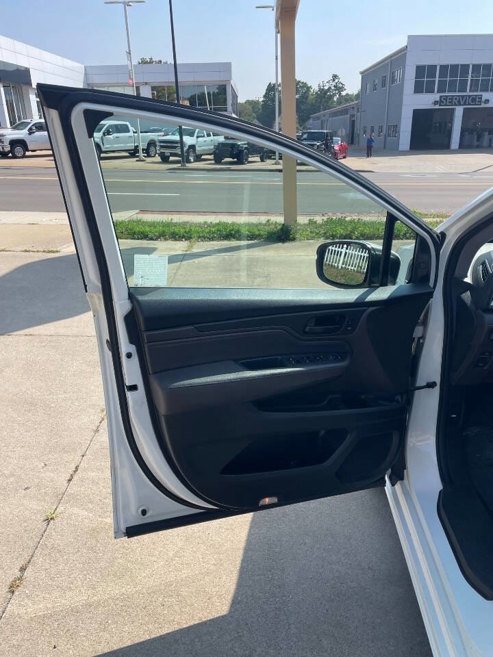 Used 2018 Honda Odyssey Touring image 25