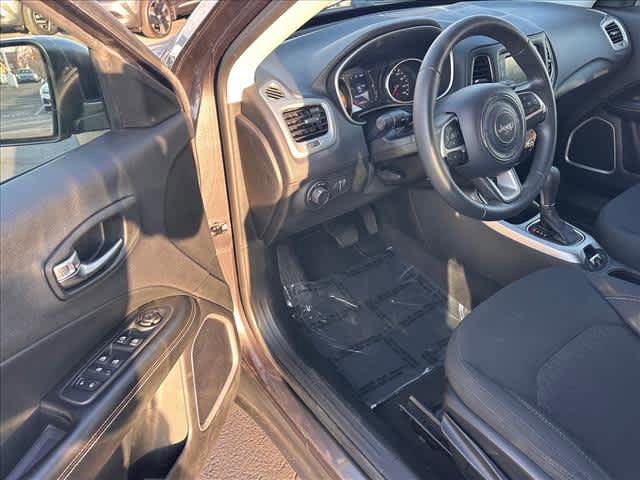 Used 2018 Jeep Compass Sport image 9