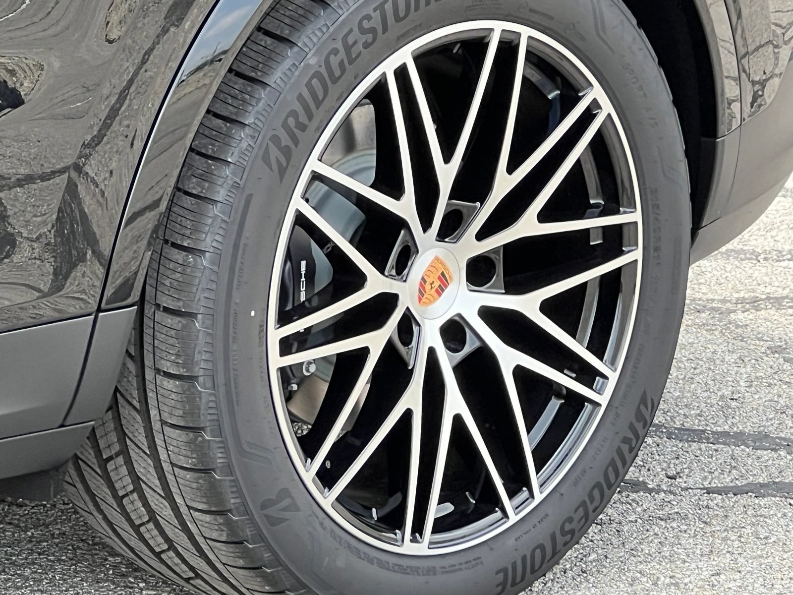 New 2026 Porsche Cayenne Coupe AWD/4WD image 13