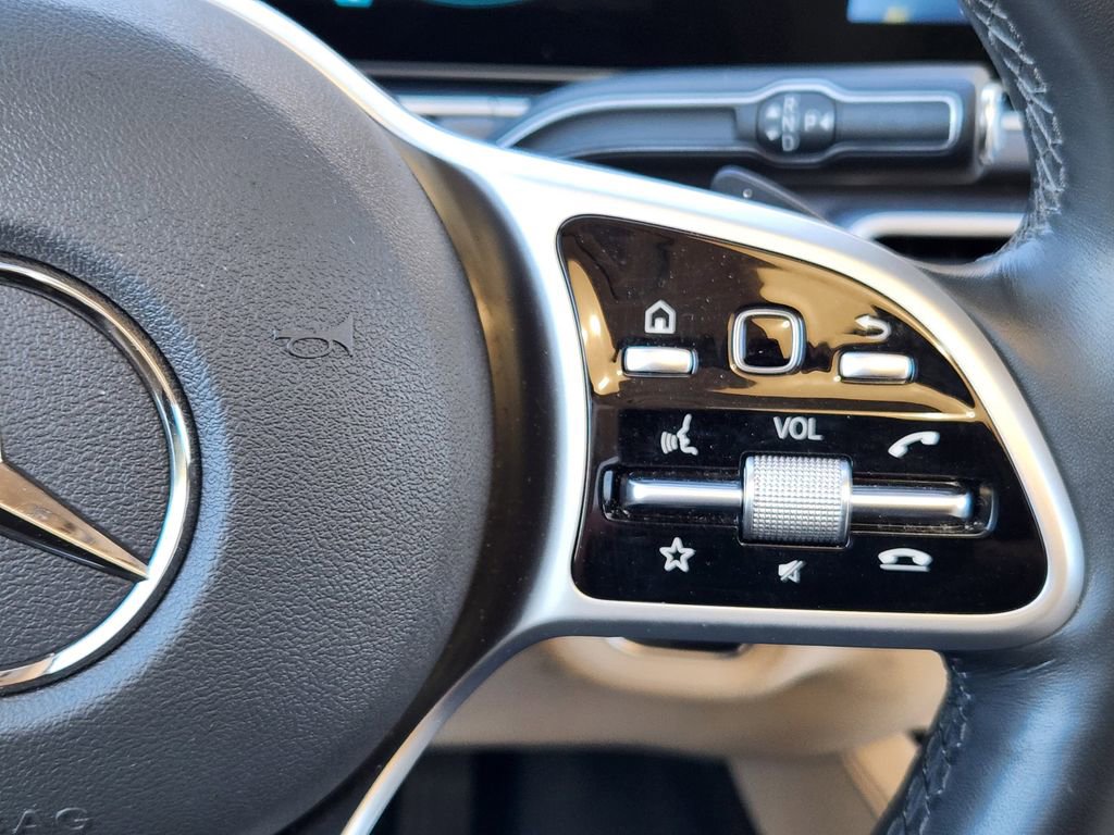 Used 2020 Mercedes-Benz GLE 350 4MATIC image 32