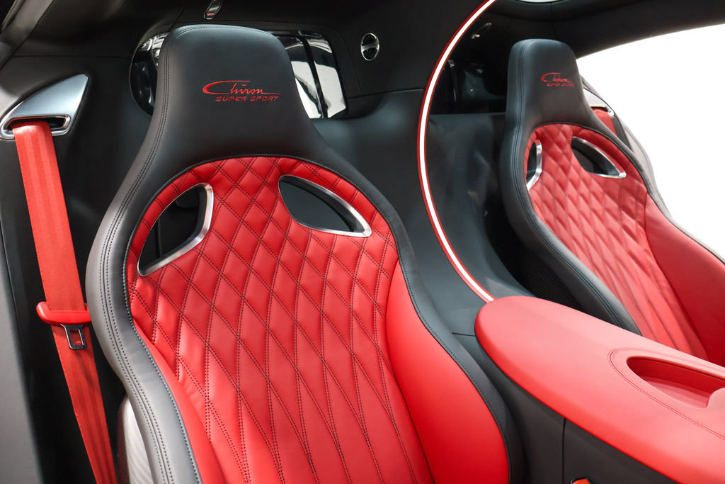Used 2022 Bugatti Chiron Super Sport AWD/4WD image 42