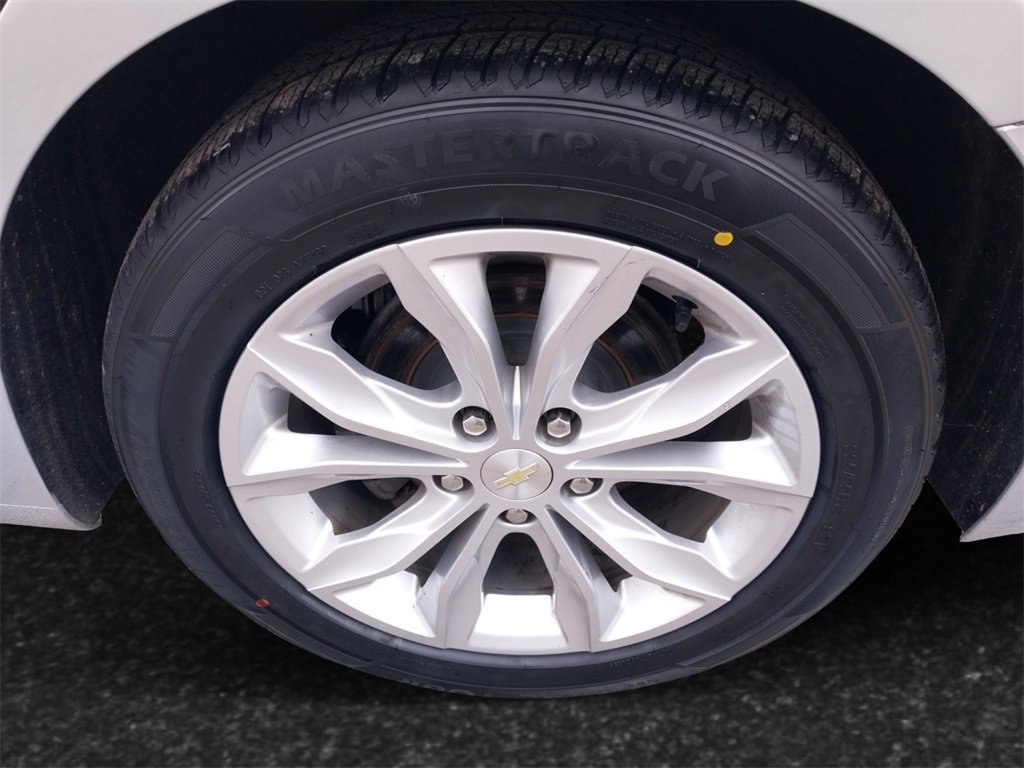 Used 2020 Chevrolet Malibu LT image 12