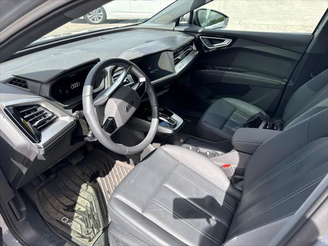 Used 2023 Audi Q4 e-tron Premium Plus w/ Premium Plus AWD/4WD image 5