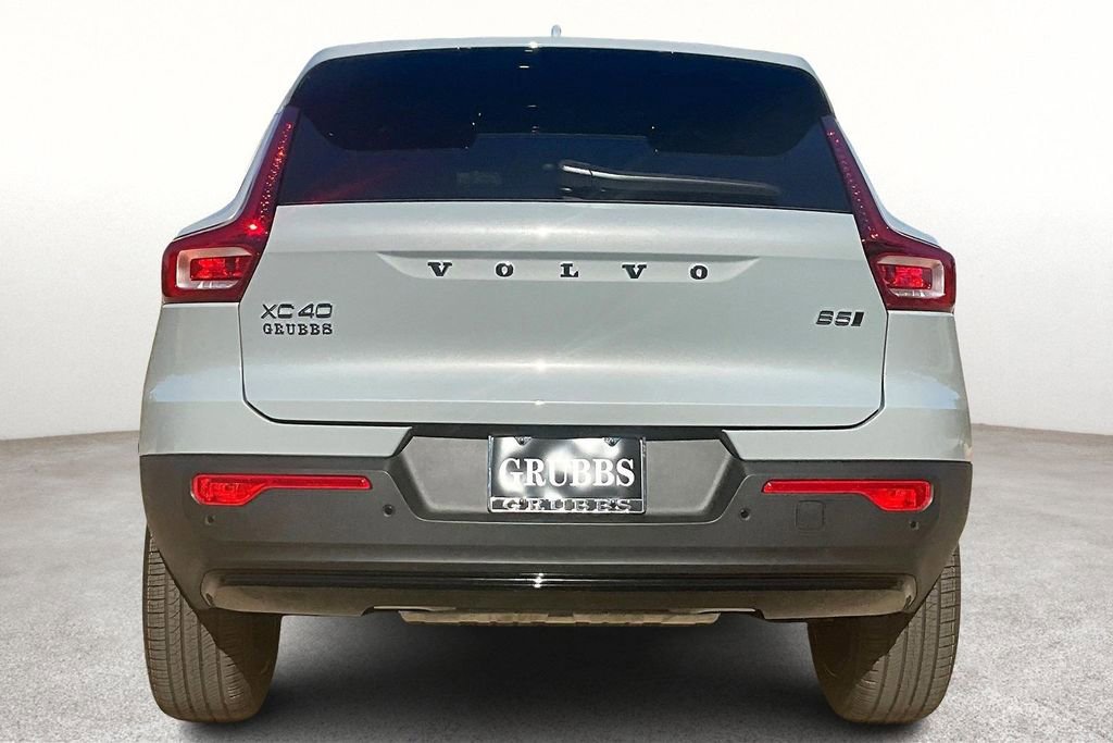 New 2026 Volvo XC40 B5 Ultra AWD/4WD image 5