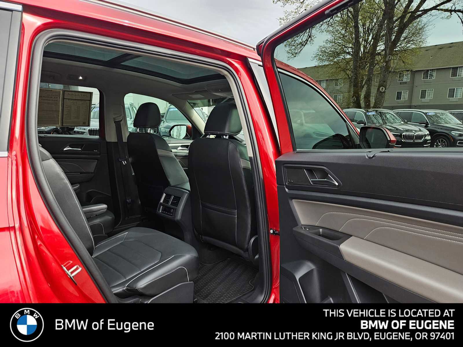 Used 2022 Volkswagen Atlas SEL Premium image 14