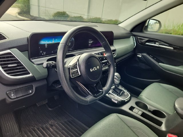 Used 2024 Kia Seltos SX AWD/4WD image 19