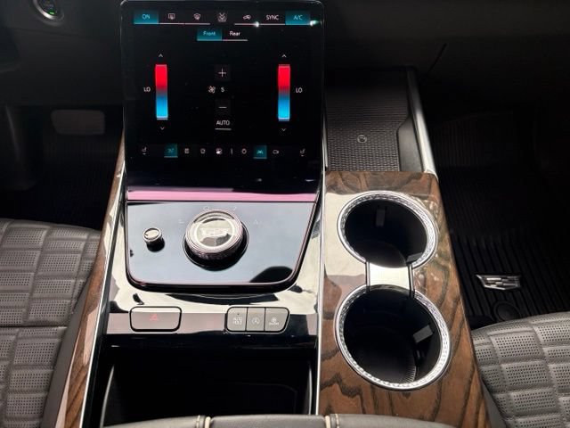 Certified 2025 Cadillac Escalade ESV Sport Platinum AWD/4WD image 24
