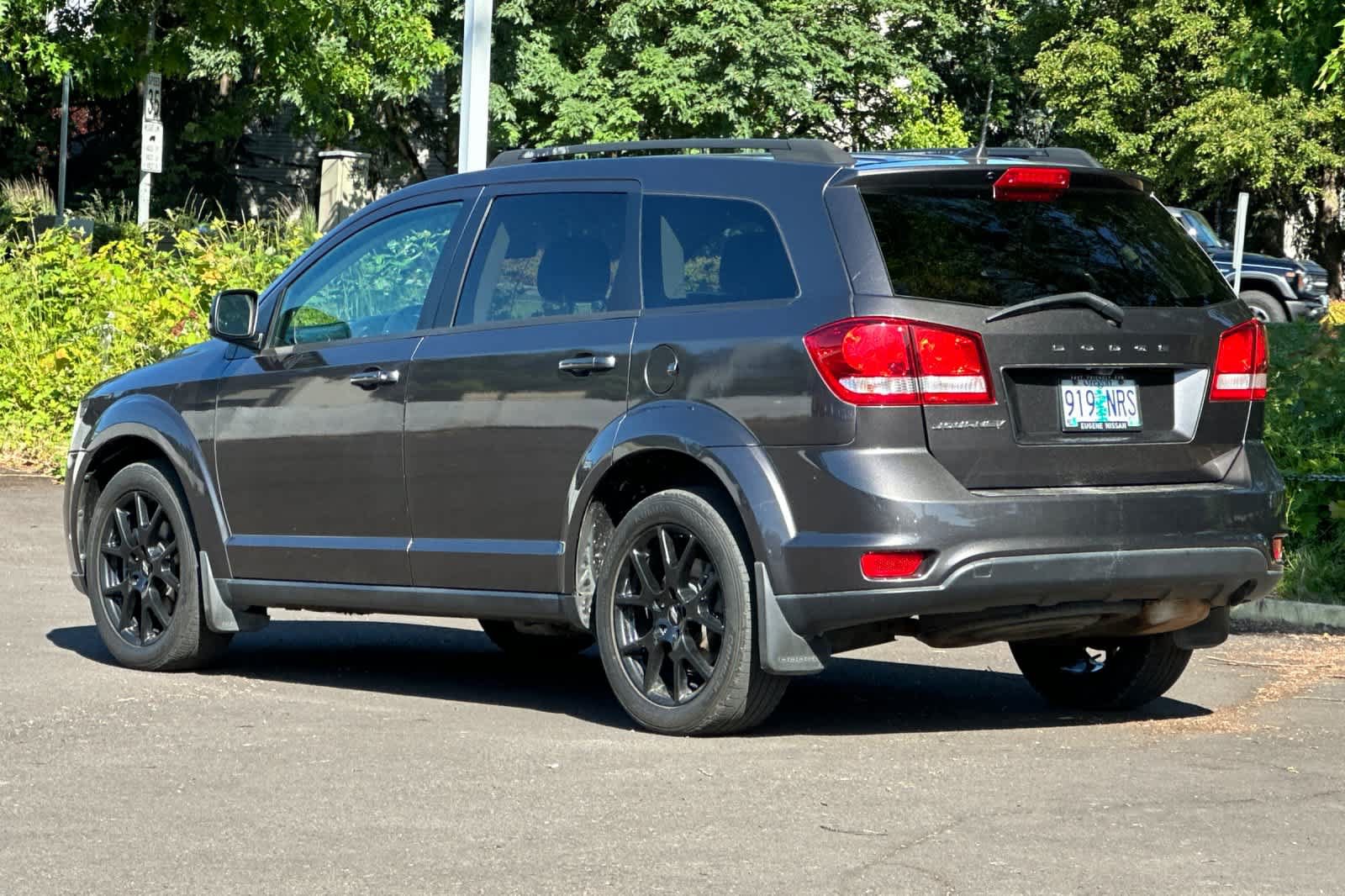 Used 2019 Dodge Journey SE w/ Premium Group FWD image 6