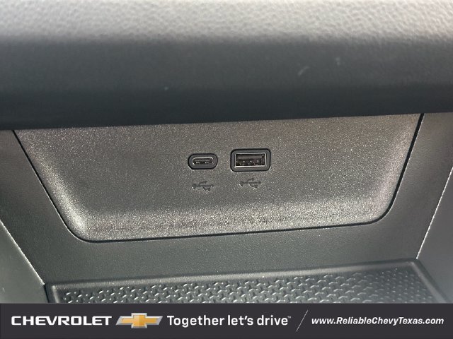 New 2026 Chevrolet Equinox ACTIV w/ LPO, Floor Liner Package FWD image 21