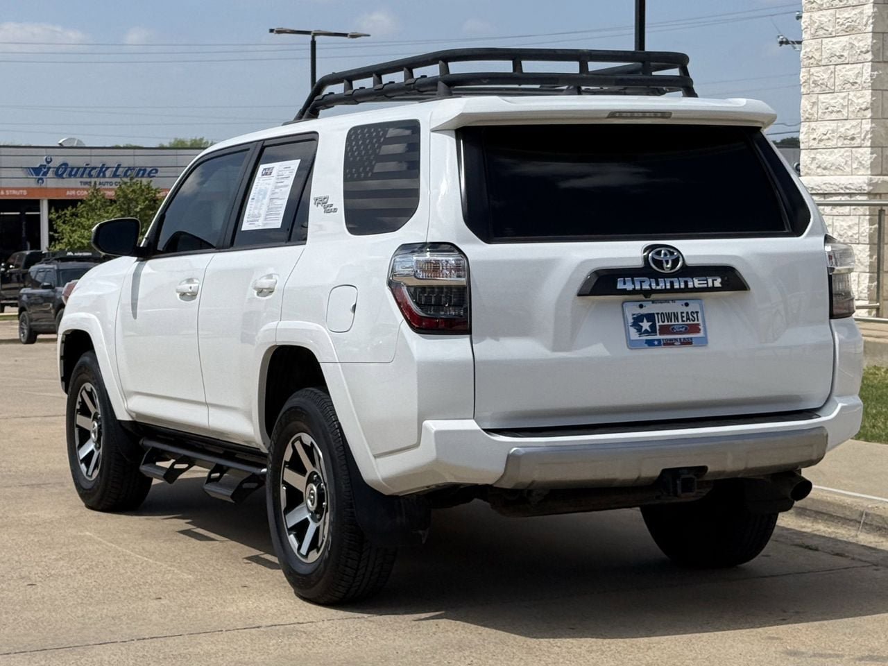Used 2023 Toyota 4Runner TRD Off-Road image 5