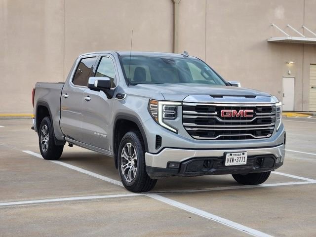 Used 2025 GMC Sierra 1500 SLT AWD/4WD image 3