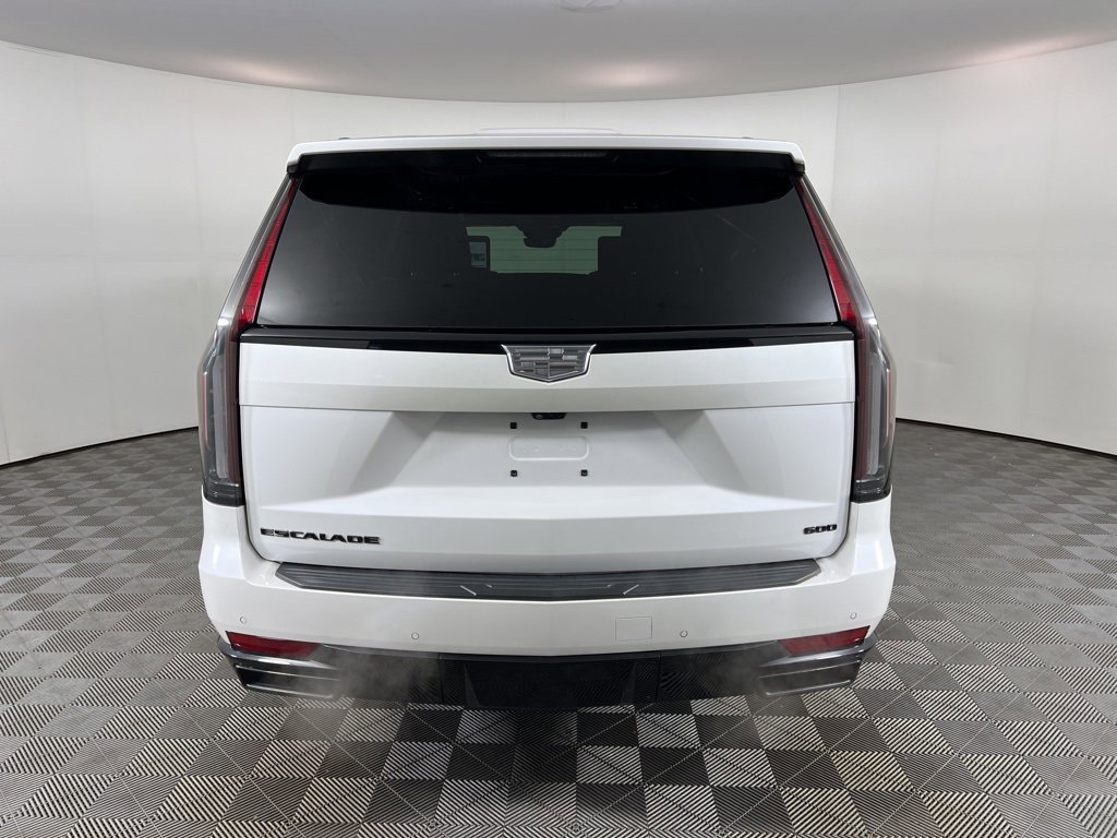 Used 2024 Cadillac Escalade ESV Sport Platinum w/ LPO, ONYX Package image 8