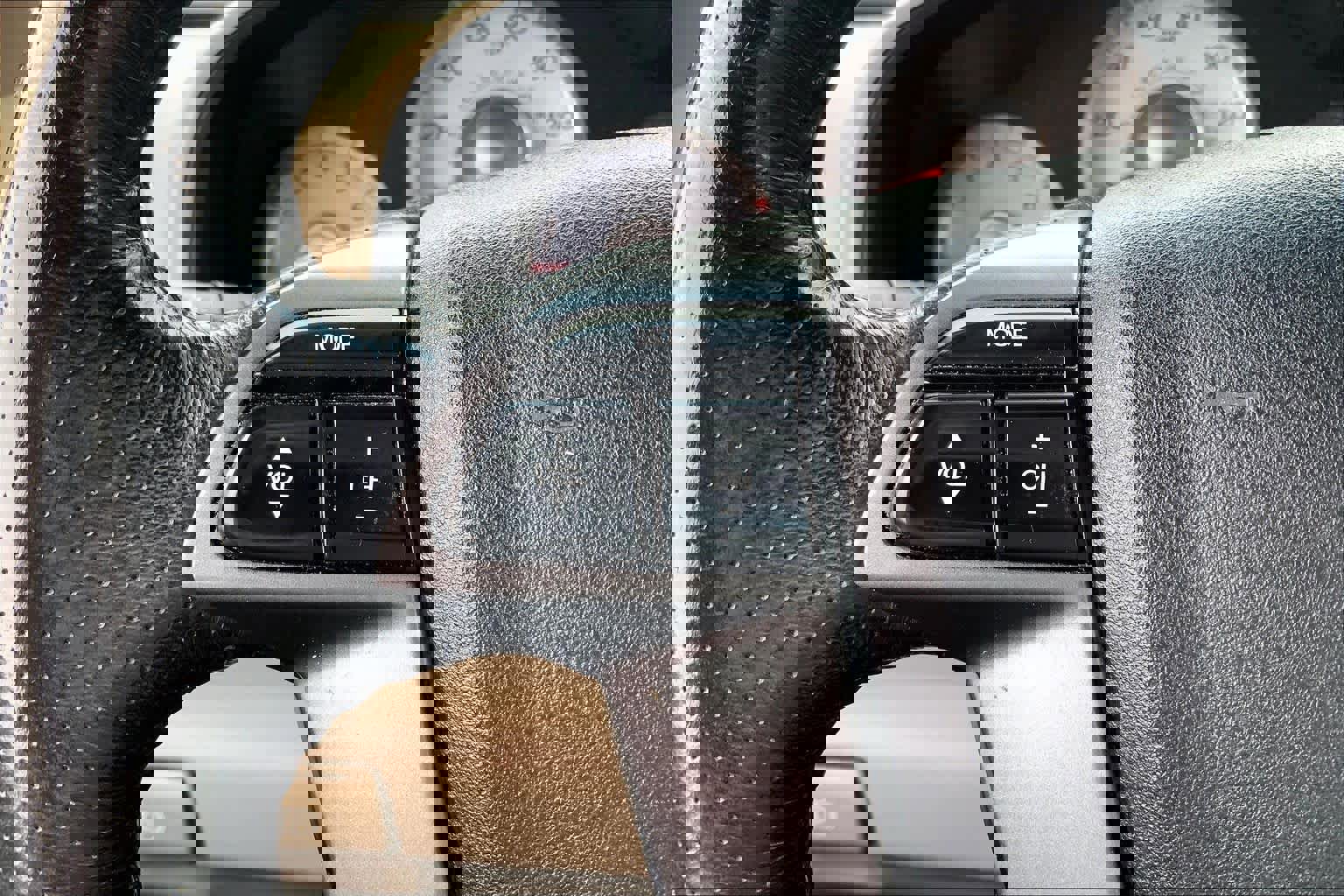 Used 2011 Honda Pilot EX-L image 23