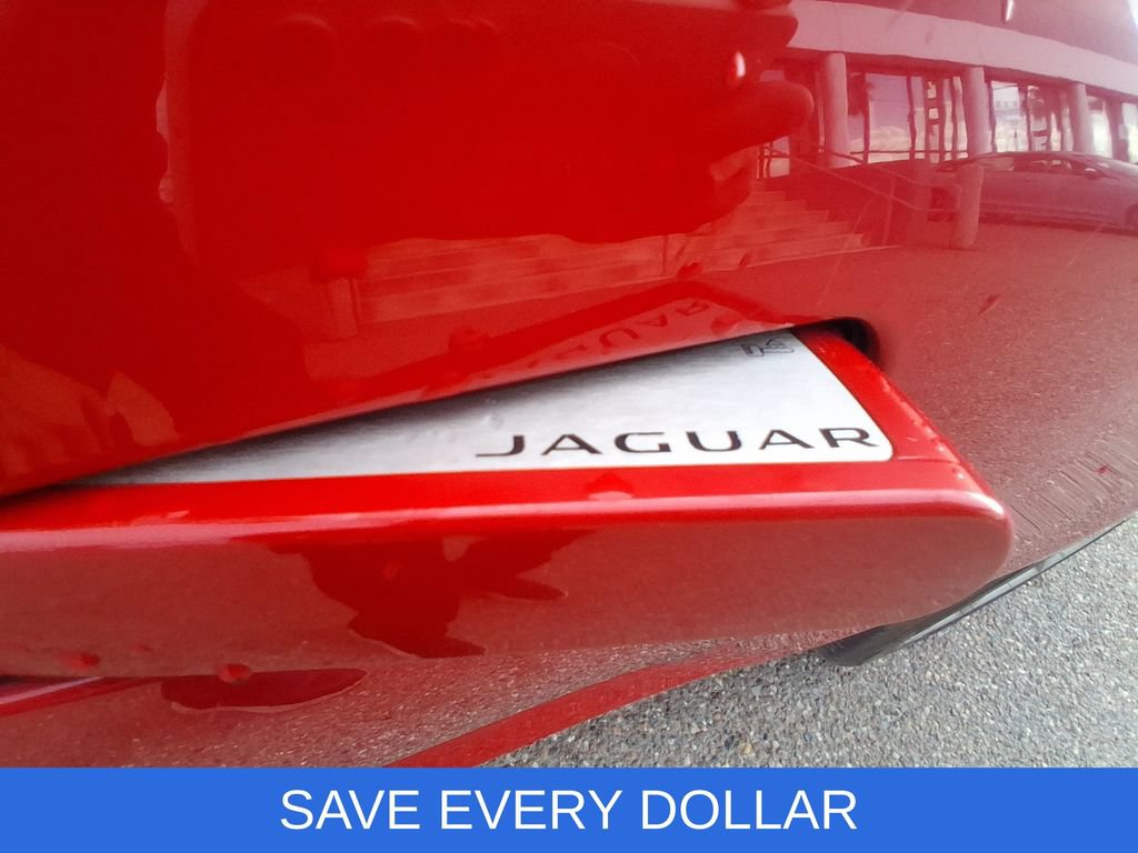 Used 2017 Jaguar F-TYPE Coupe RWD image 10