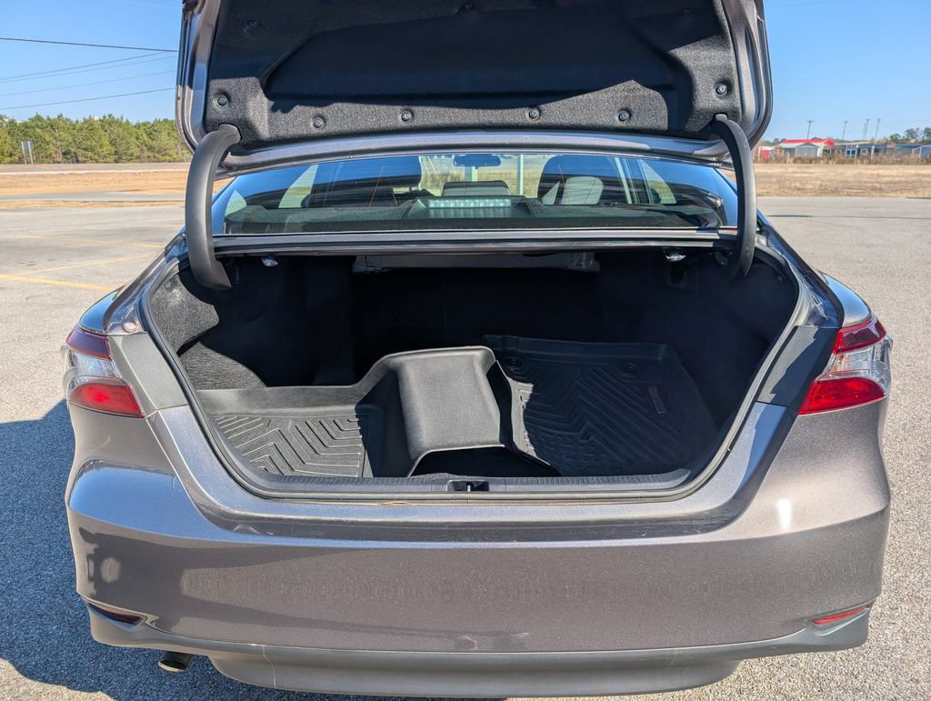 Used 2024 Toyota Camry LE FWD image 30