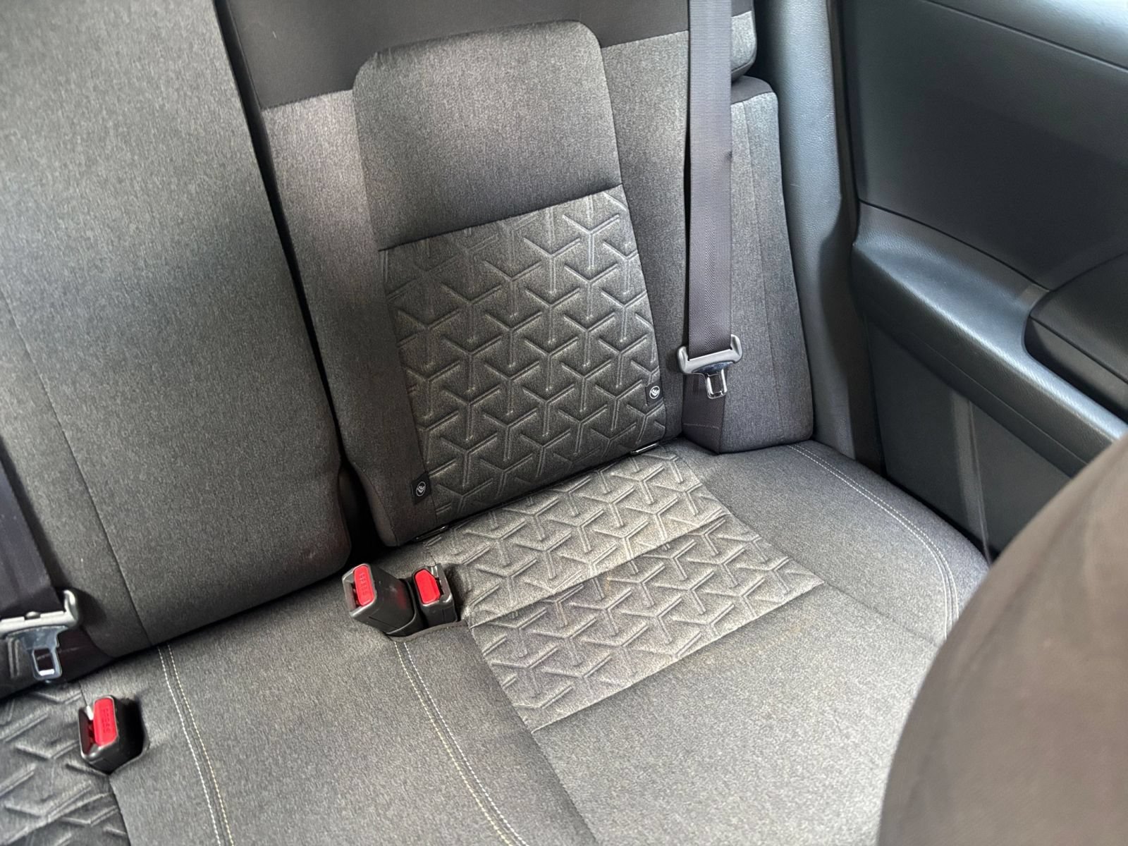 Used 2025 Nissan Kicks SV FWD image 35