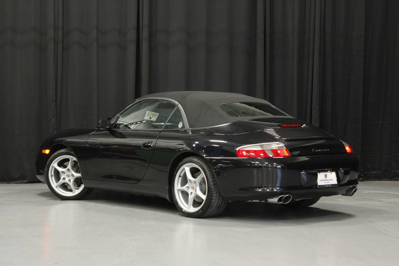 Used 2003 Porsche 911 Carrera RWD image 3