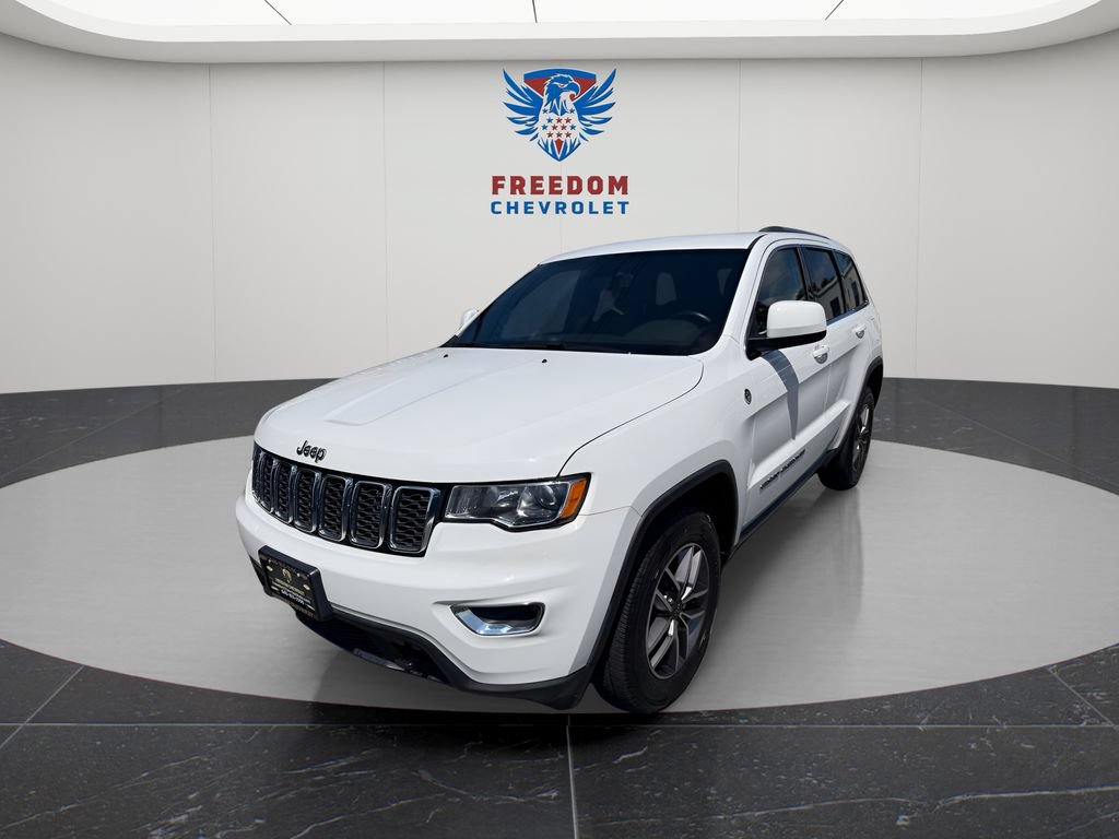 Used 2020 Jeep Grand Cherokee Laredo w/ Quick Order Package 2BN North AWD/4WD image 1