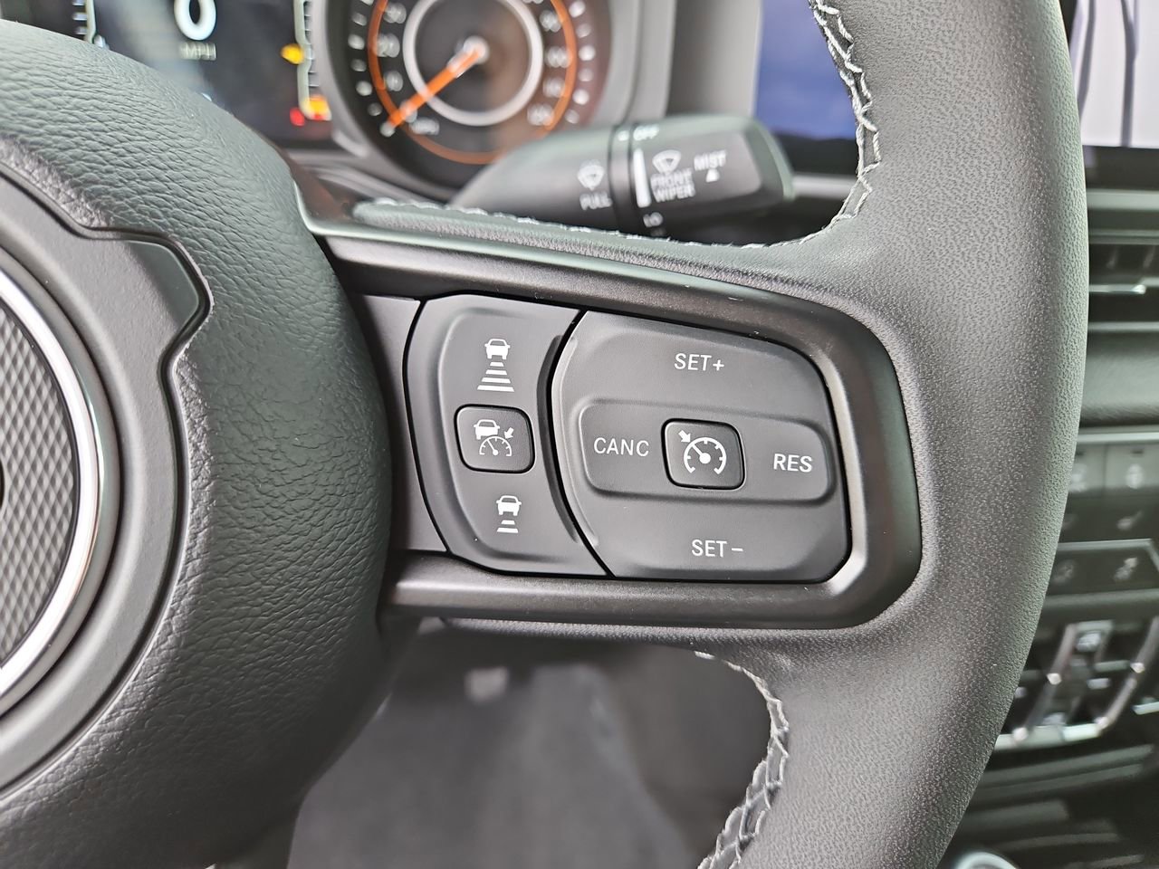 New 2025 Jeep Gladiator Sport image 27