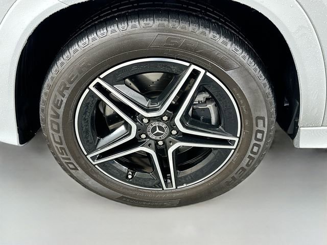 Used 2024 Mercedes-Benz GLE 350 4MATIC w/ AMG Line Exterior image 32