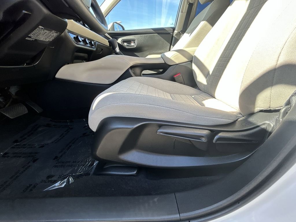 Certified 2024 Honda HR-V LX image 12