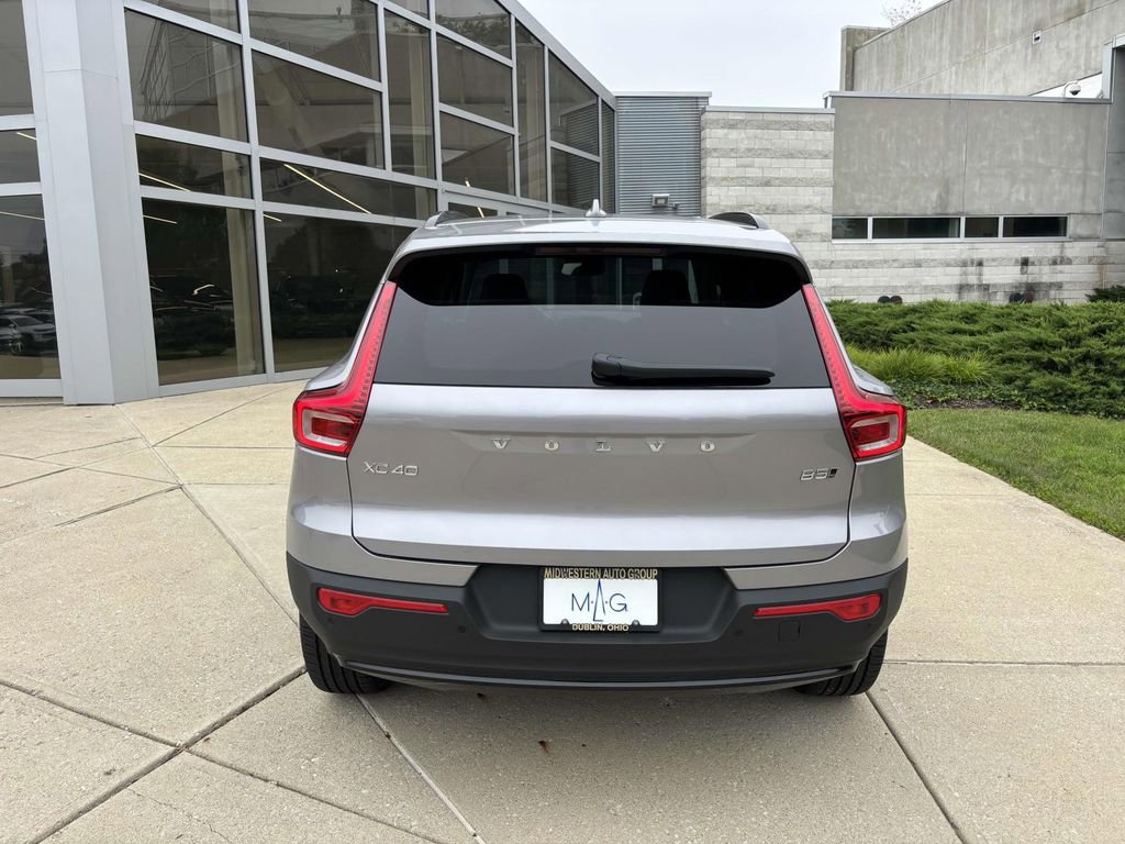 New 2026 Volvo XC40 B5 Plus w/ Protection Package Premier image 6