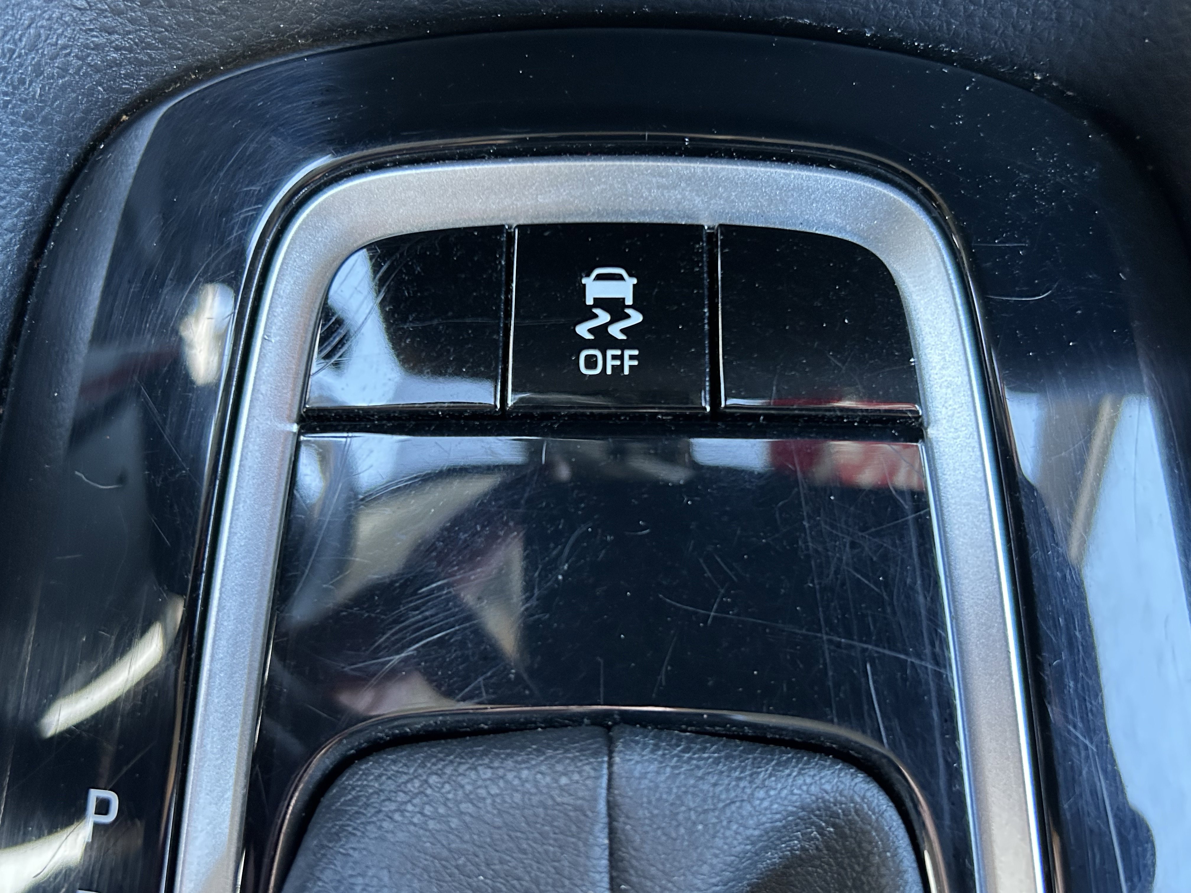 Certified 2024 Toyota Corolla LE image 30