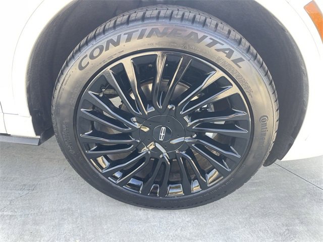 Used 2021 Lincoln Corsair Reserve w/ Equipment Group 201A image 33