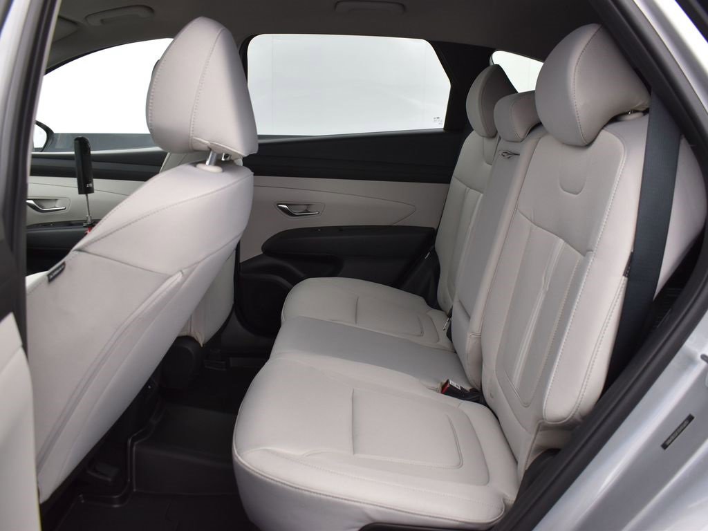 Used 2025 Hyundai Tucson SEL image 16