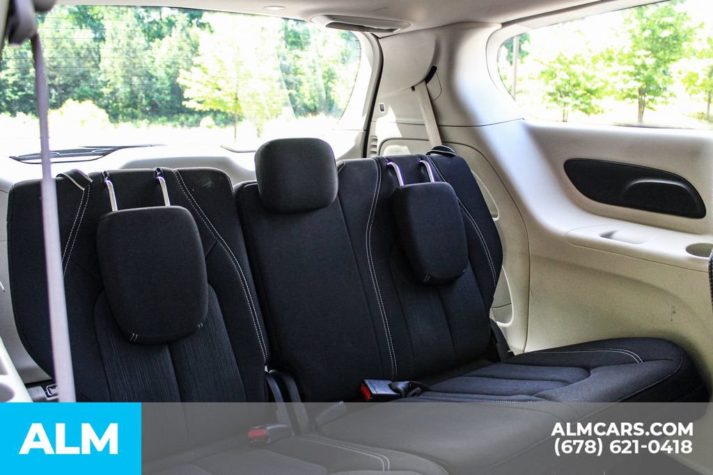 Used 2023 Chrysler Voyager LX FWD image 20